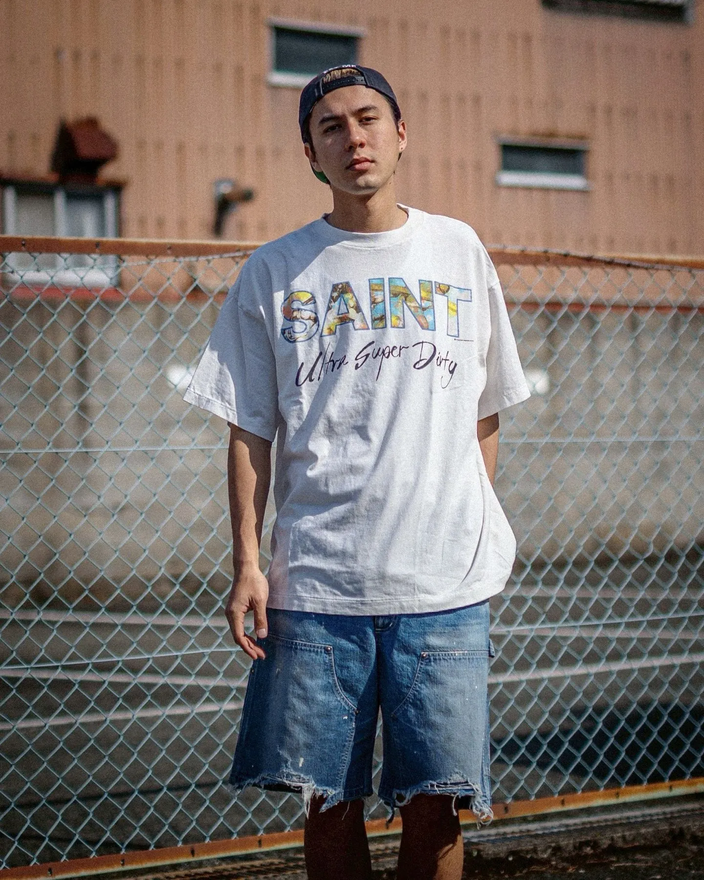SAINT Mxxxxxx SS TEE/SUPER DIRTY/WHT oil painting SAINT SUPER DIRTY slogan TEE off-white S-XL Made of original OE yarn tube weaving without side seams to distinguish the split fabrics original consistent VINTAGE label/little angel anti-counterfeiting label top printing technology highly restored original details